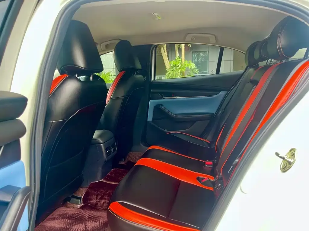 Mazda 3 Axela 2021 из CN, фото 5