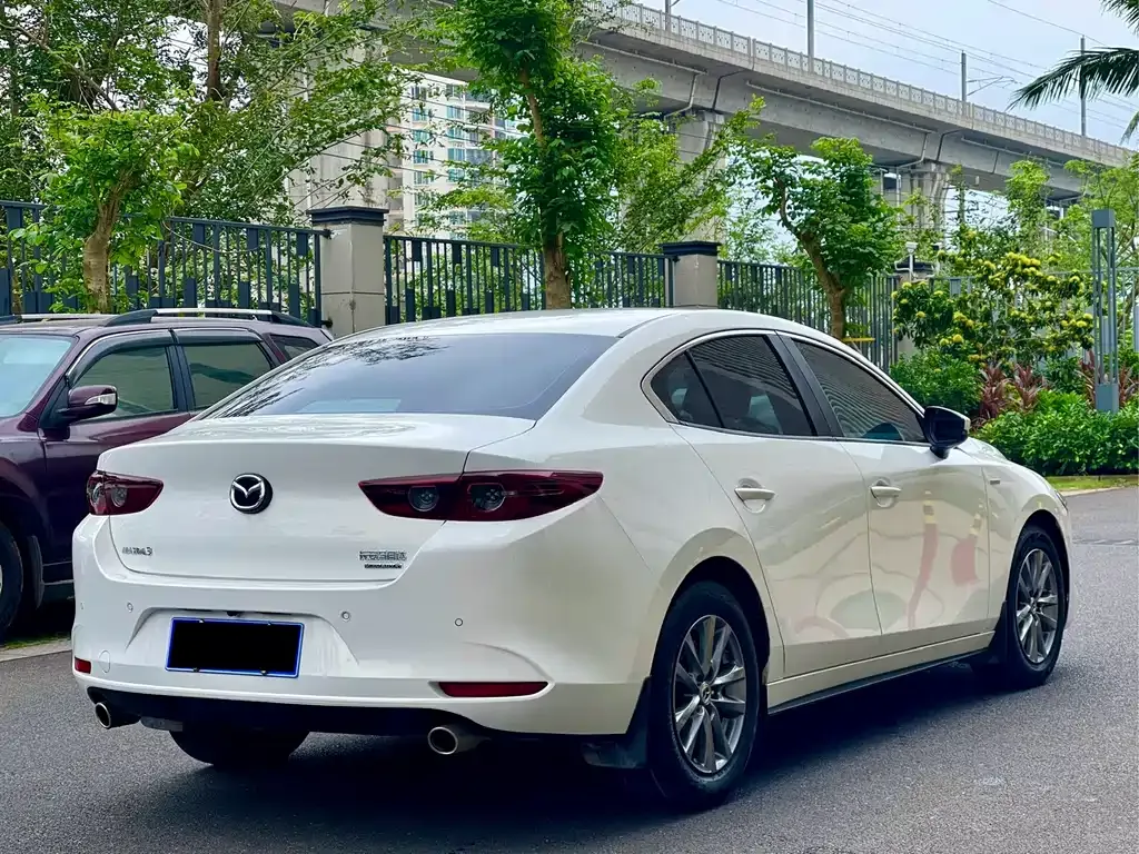 Mazda 3 Axela 2021 из CN, фото 9