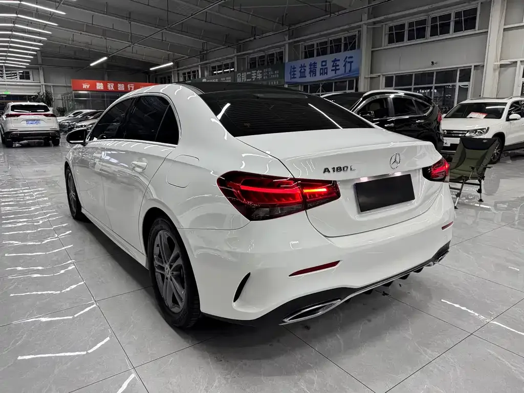 Mercedes-Benz A-Class — фото 6
