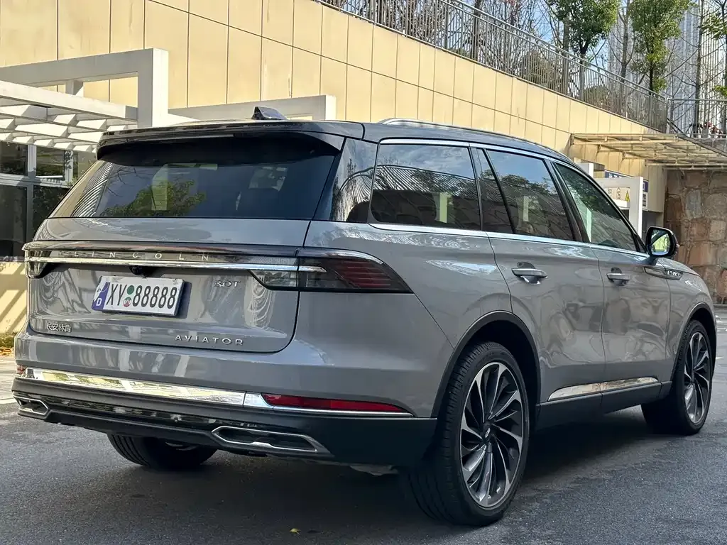 Lincoln Aviator 2024 из CN, фото 4