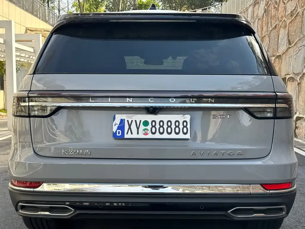 Lincoln Aviator 2024 из CN, фото 6