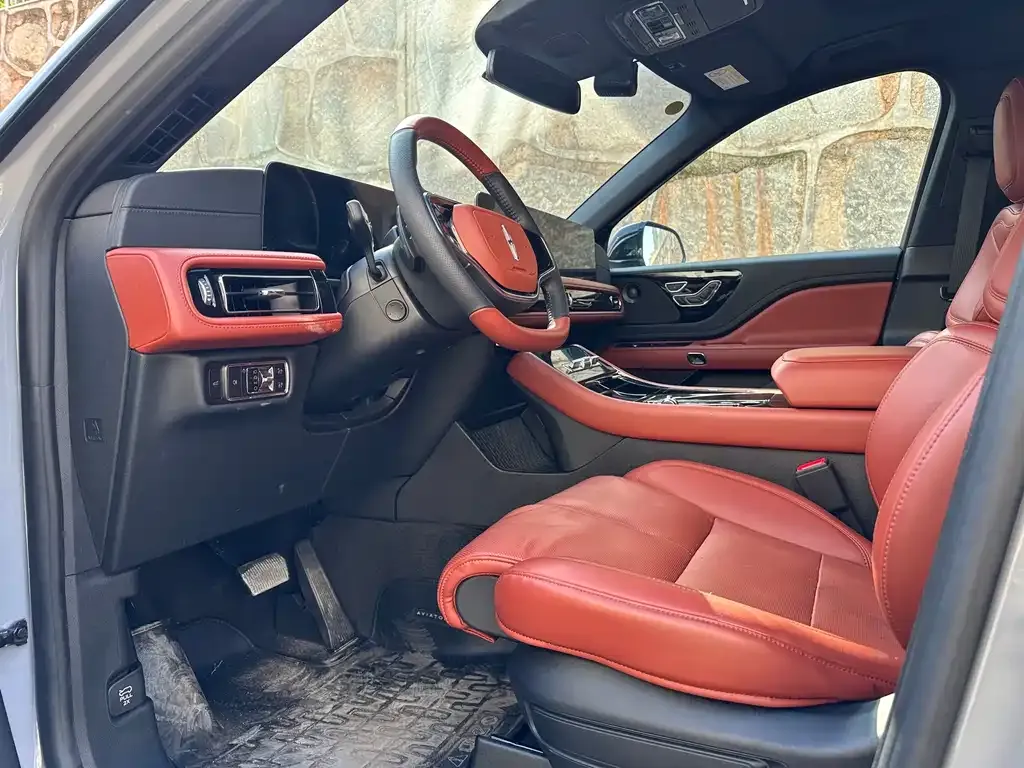 Lincoln Aviator 2024 из CN, фото 7