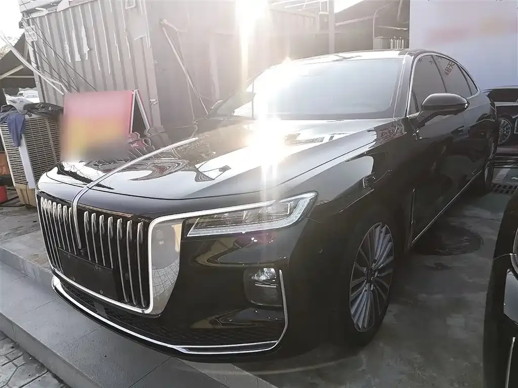 Hongqi H9 — фото 1