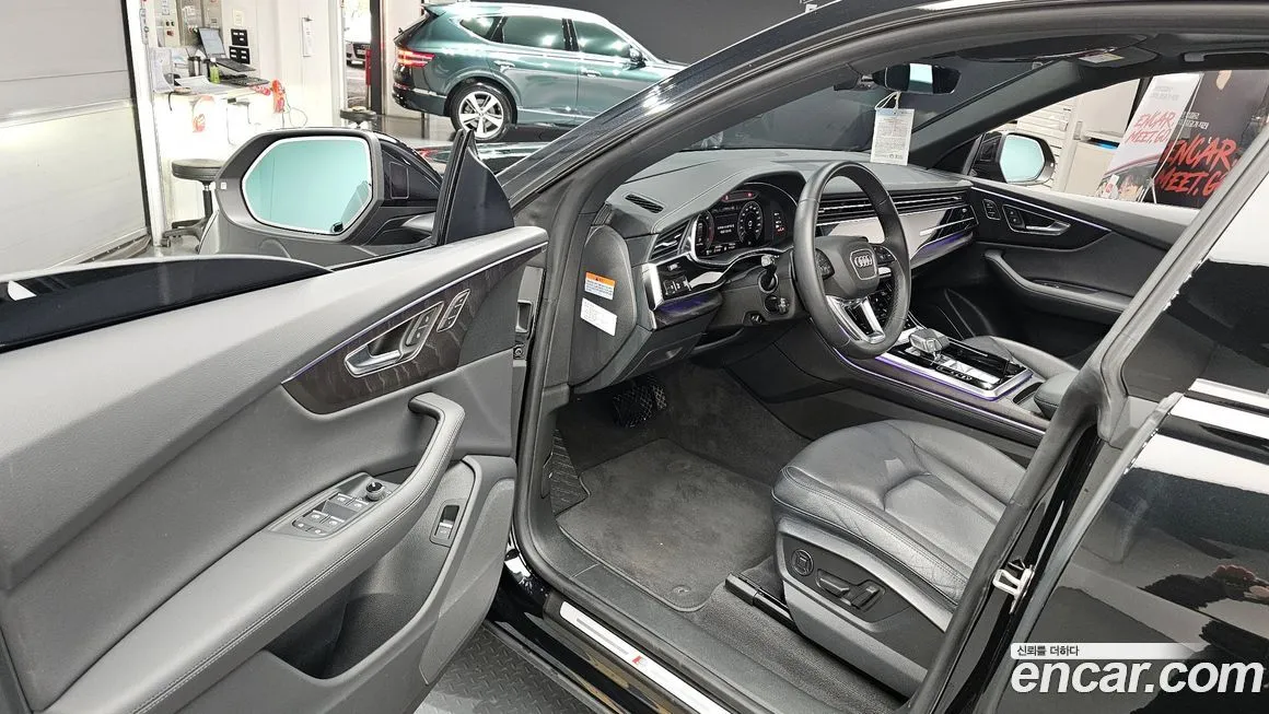 Audi Q8 2023 из KR, фото 10