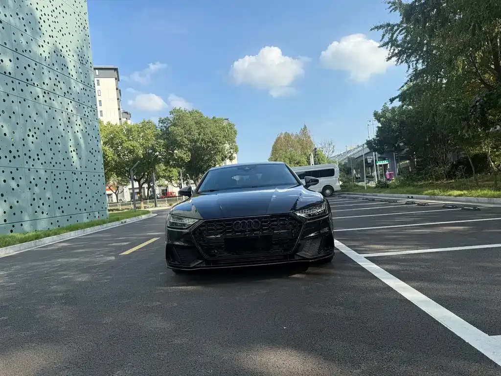 Audi A7 2021 из CN, фото 2