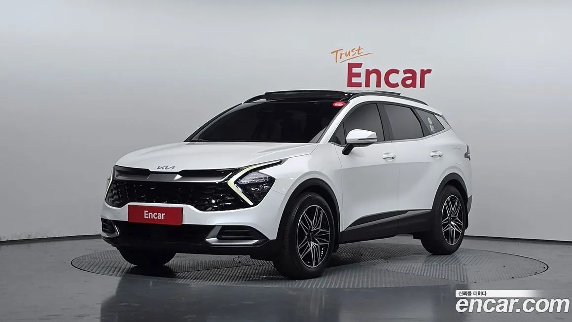 Kia Sportage — фото 1