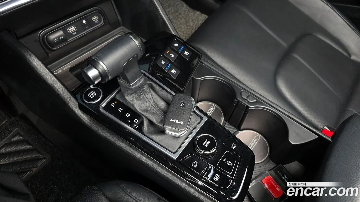 Kia Sportage — фото 9