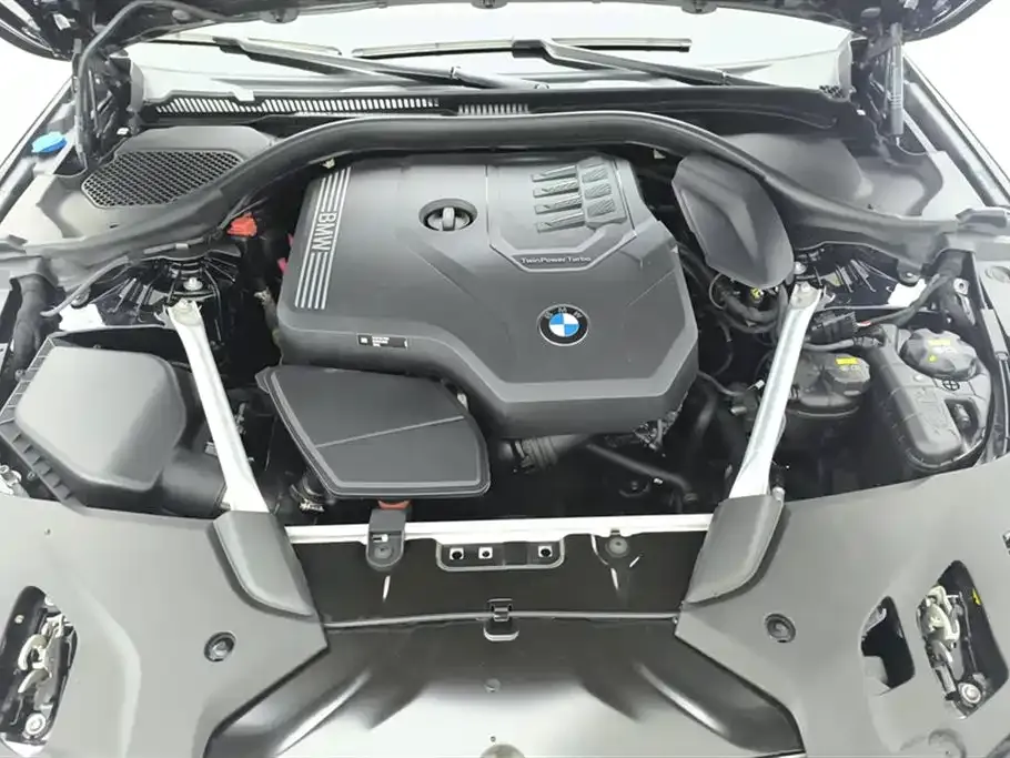 BMW 5 Series — фото 10