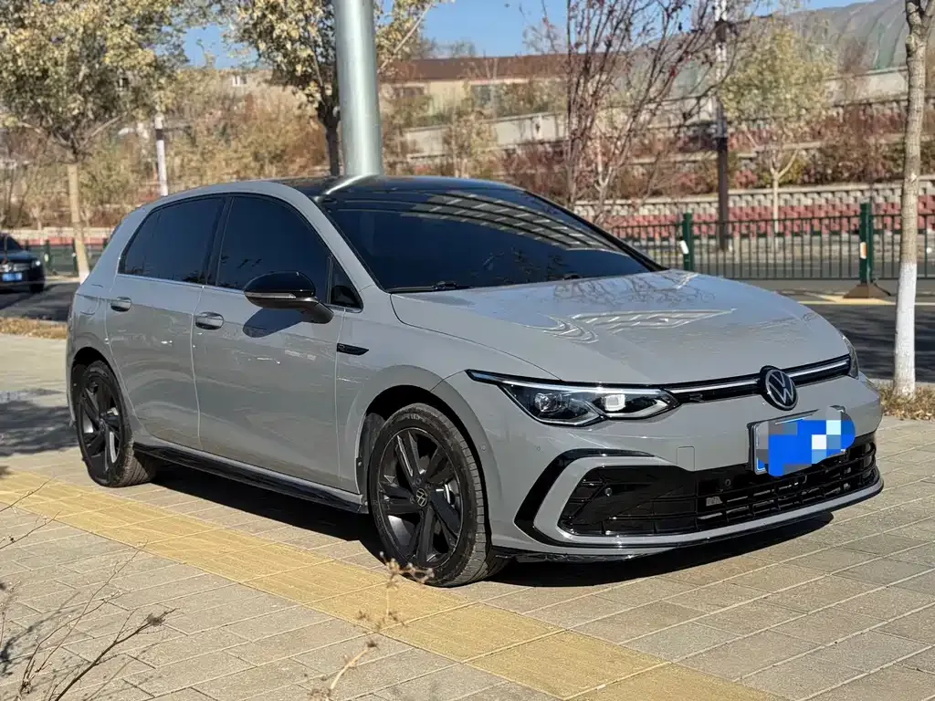 Volkswagen Golf 2022 из CN, фото 3