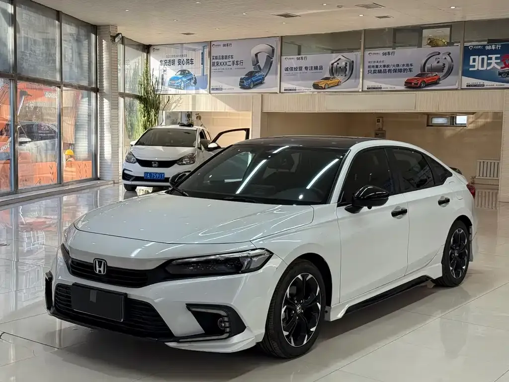 Honda Civic — фото 1