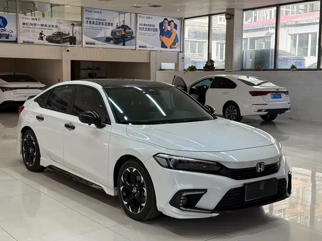 Honda Civic — фото 3