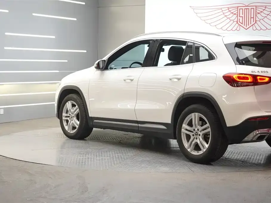 Mercedes-Benz GLA — фото 3