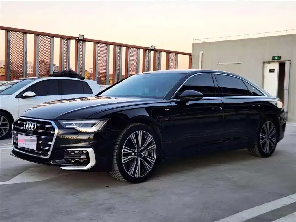 Audi A6L — фото 2
