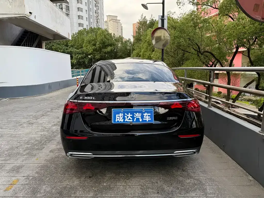 Mercedes-Benz E-Class 2024 из CN, фото 5