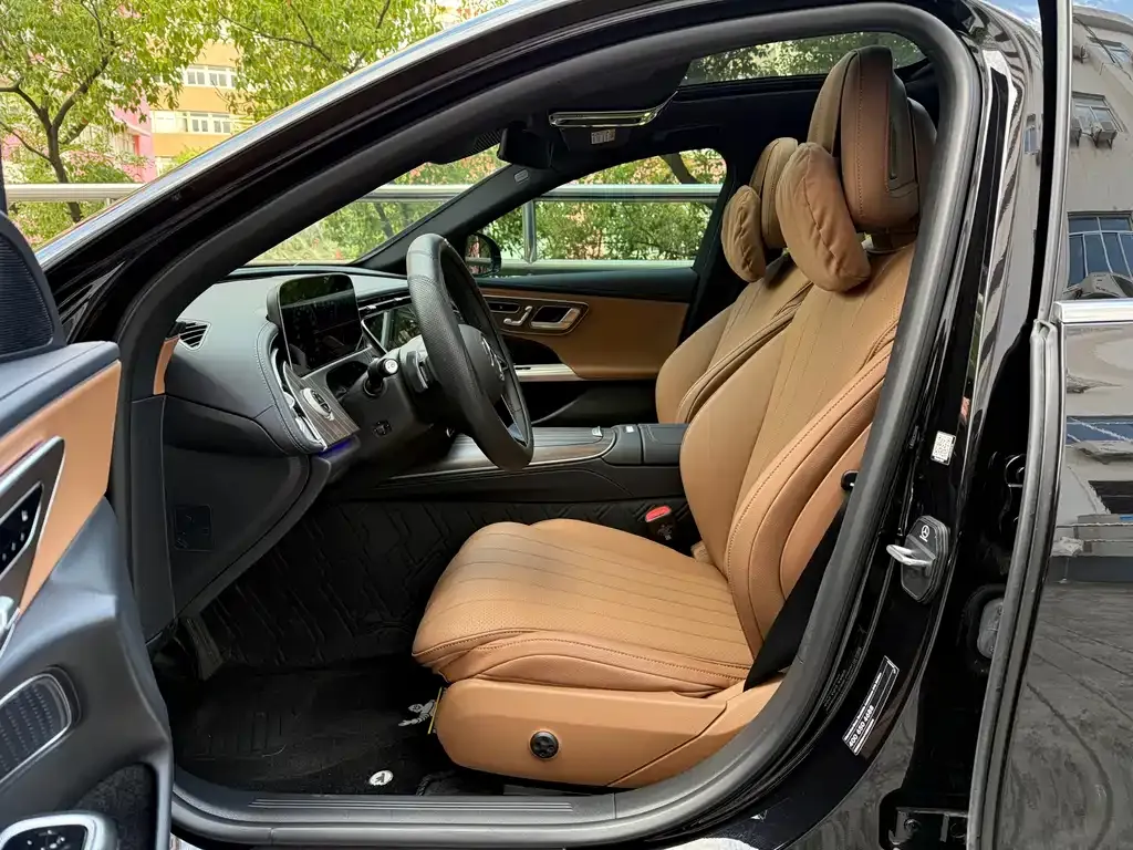 Mercedes-Benz E-Class 2024 из CN, фото 8
