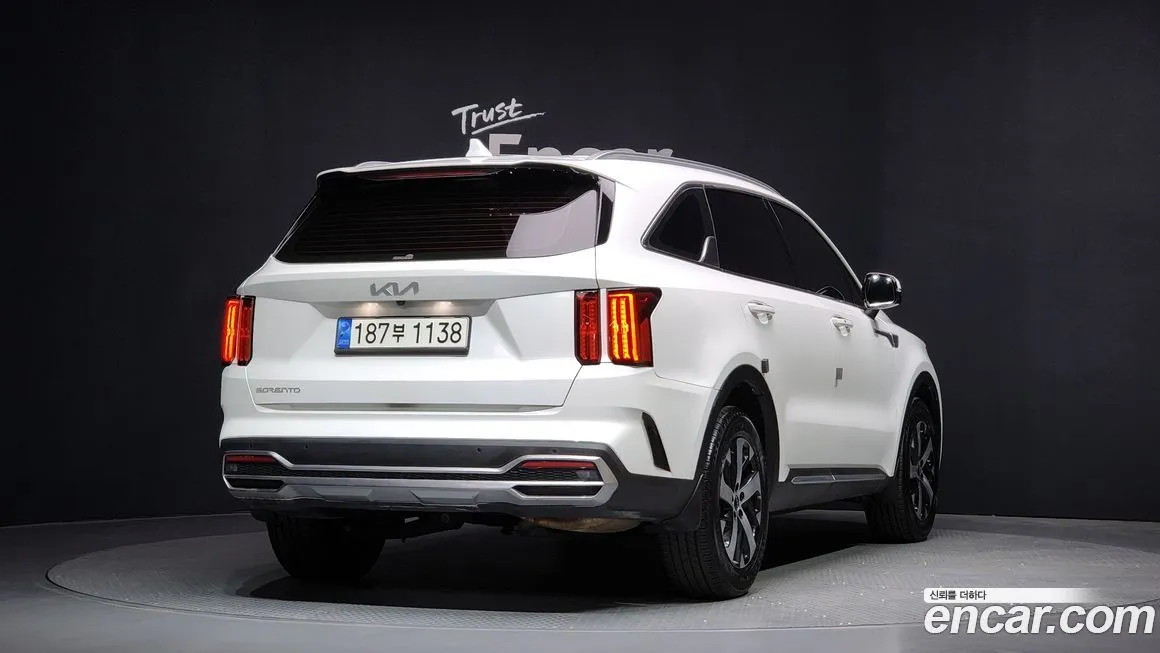 Kia Sorento 2023 из KR, фото 2