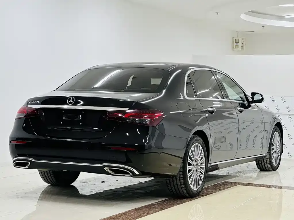 Mercedes-Benz E-Class 2022 из CN, фото 4