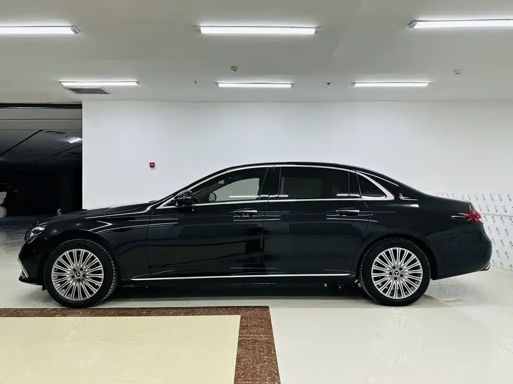 Mercedes-Benz E-Class 2022 из CN, фото 5