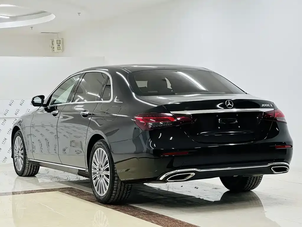 Mercedes-Benz E-Class 2022 из CN, фото 7