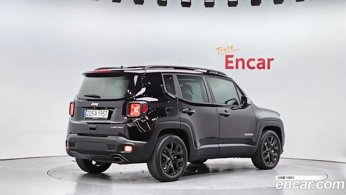 Jeep Renegade 2022 из KR, фото 2