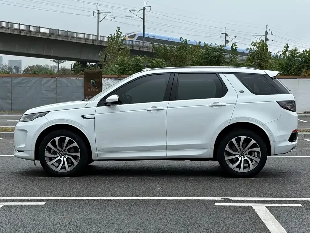 Land Rover Discovery Sport 2022 из CN, фото 4