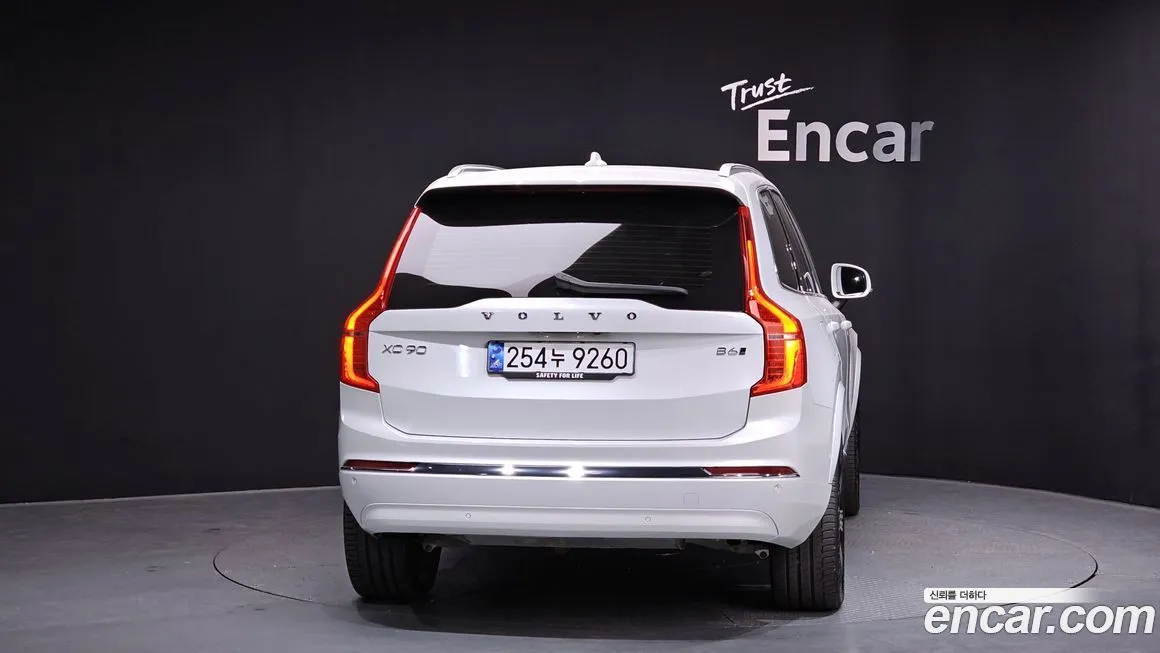 Volvo XC90 — фото 4