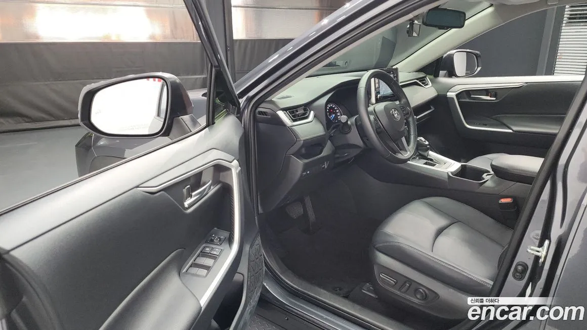 Toyota RAV4 2022 из KR, фото 10