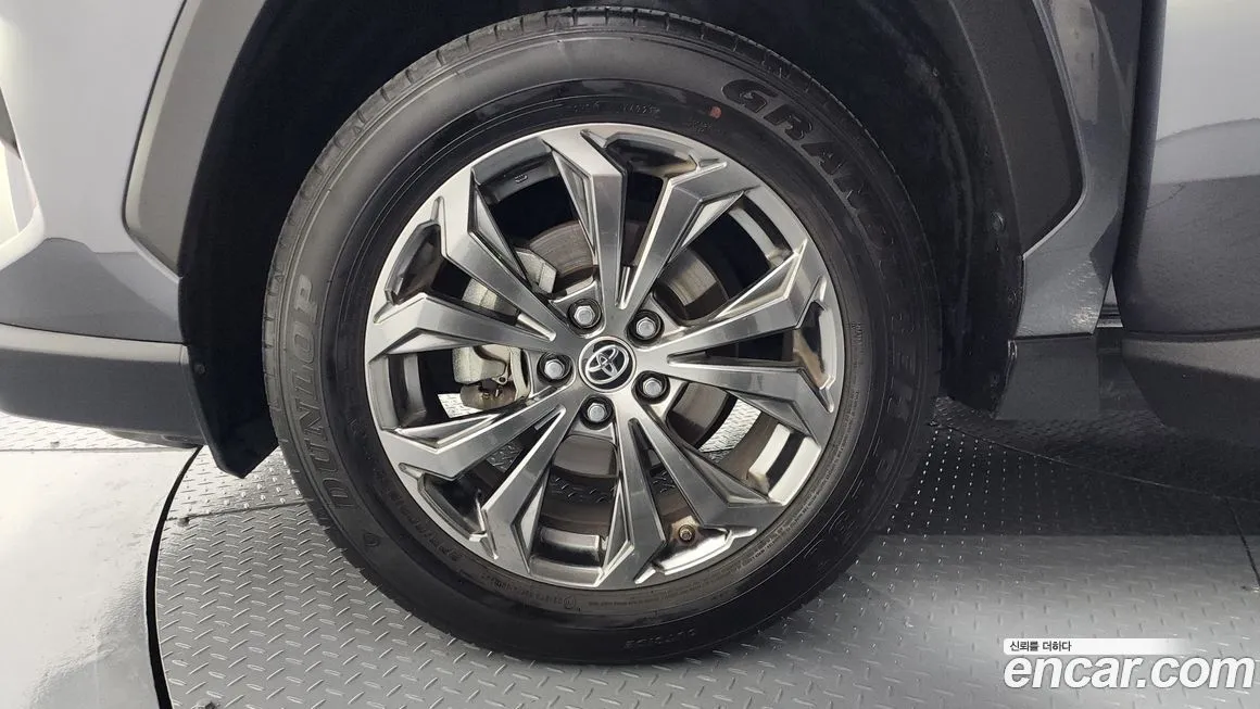 Toyota RAV4 2022 из KR, фото 5