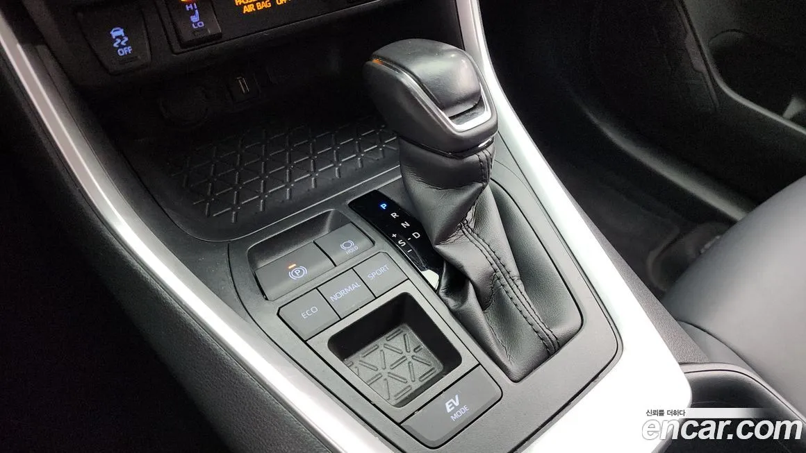 Toyota RAV4 2022 из KR, фото 9