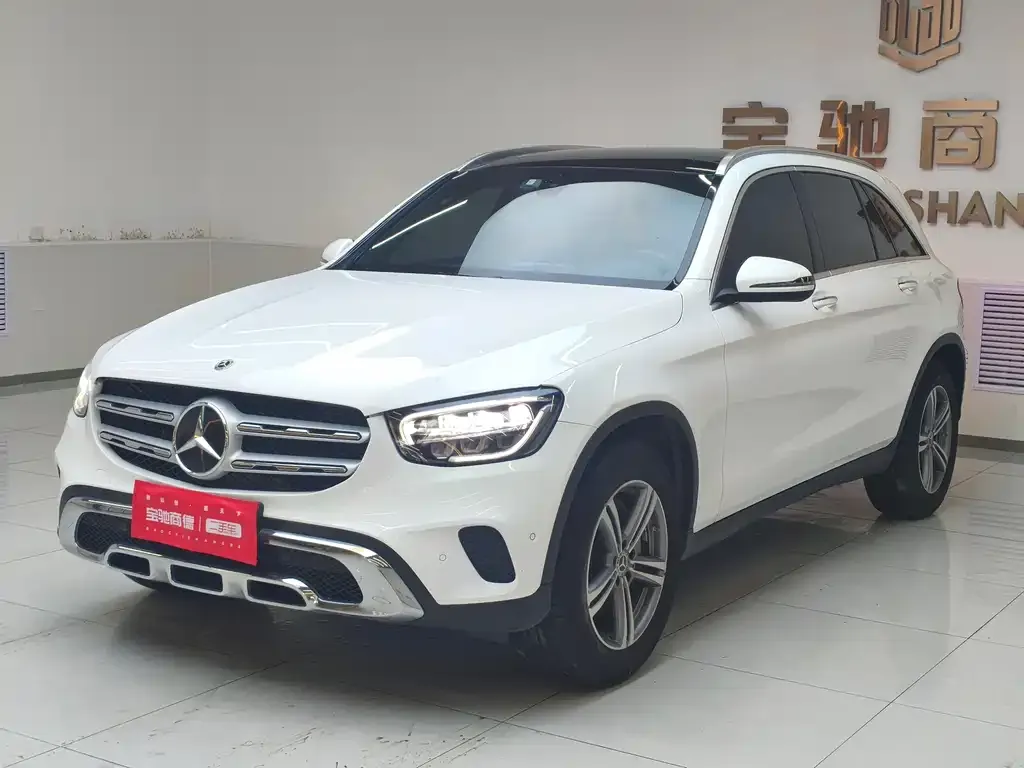 Mercedes-Benz GLC — фото 1