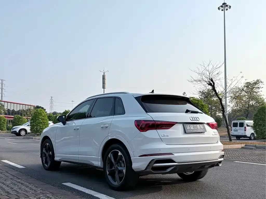 Audi Q3 2022 из CN, фото 7