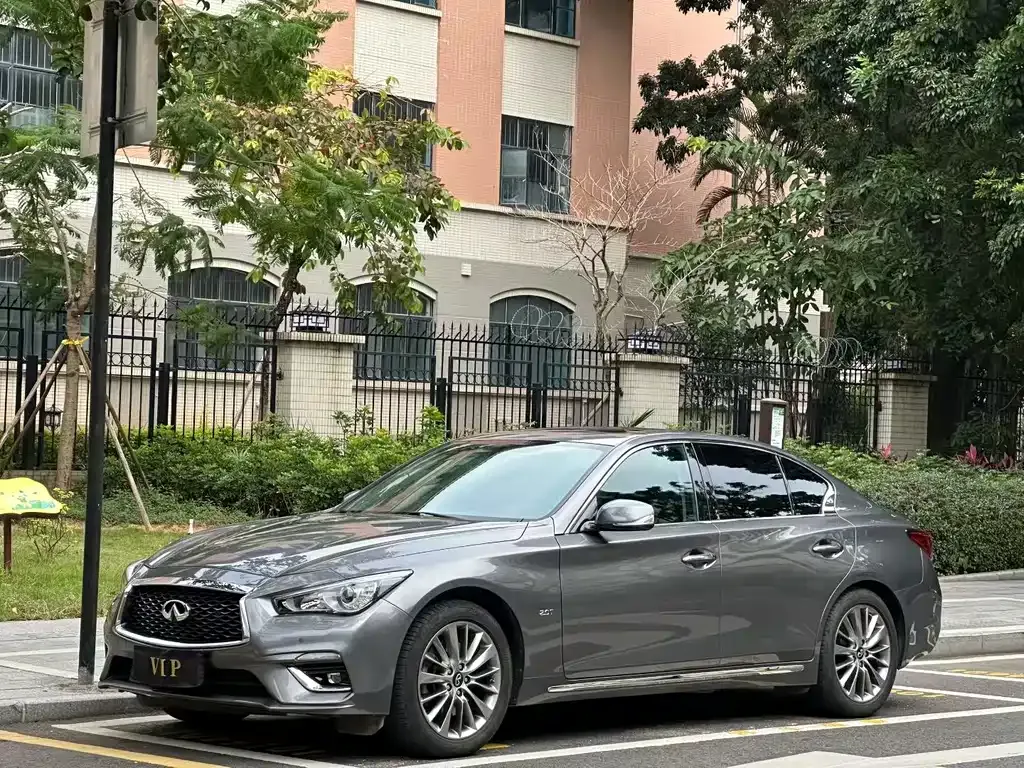 Infiniti Q50L 2023 из CN, фото 1