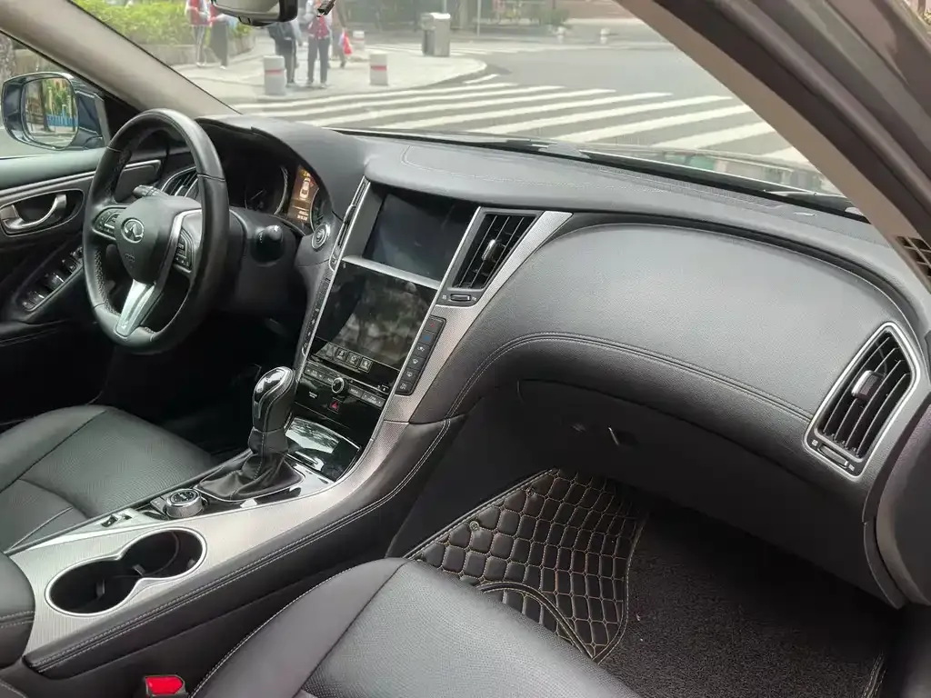 Infiniti Q50L 2023 из CN, фото 6