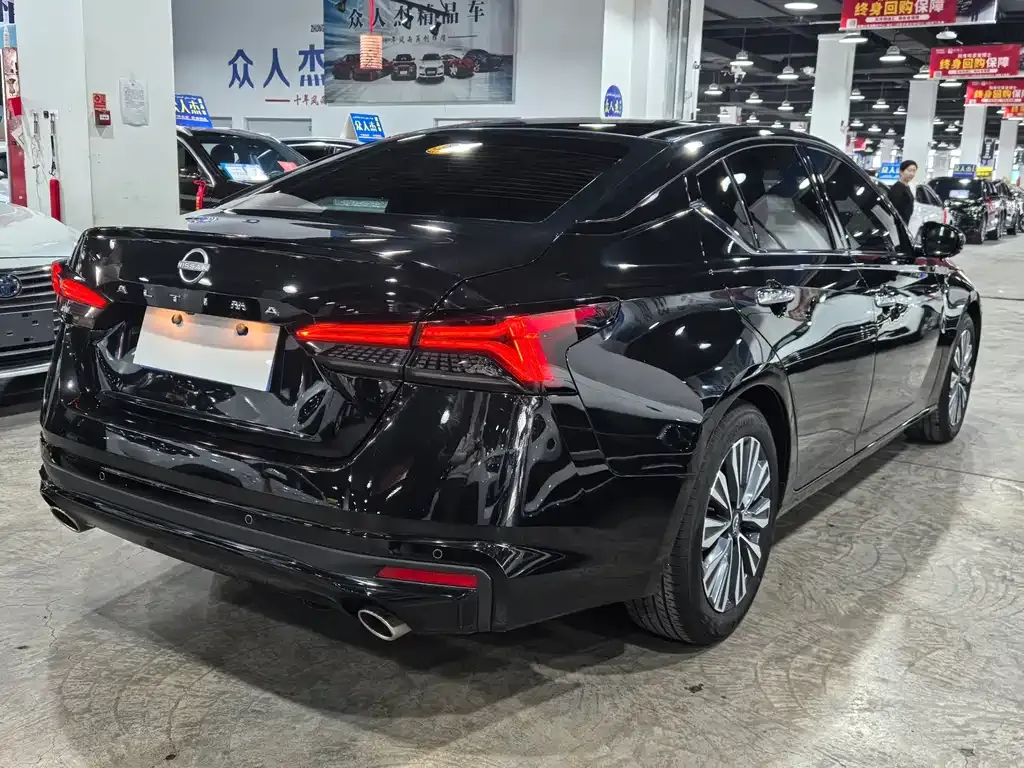 Nissan Teana 2023 из CN, фото 5
