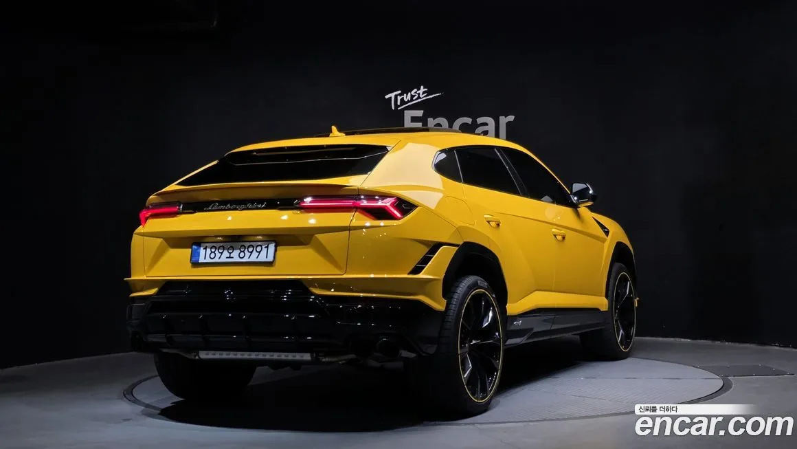 Lamborghini Urus 2024 из KR, фото 2