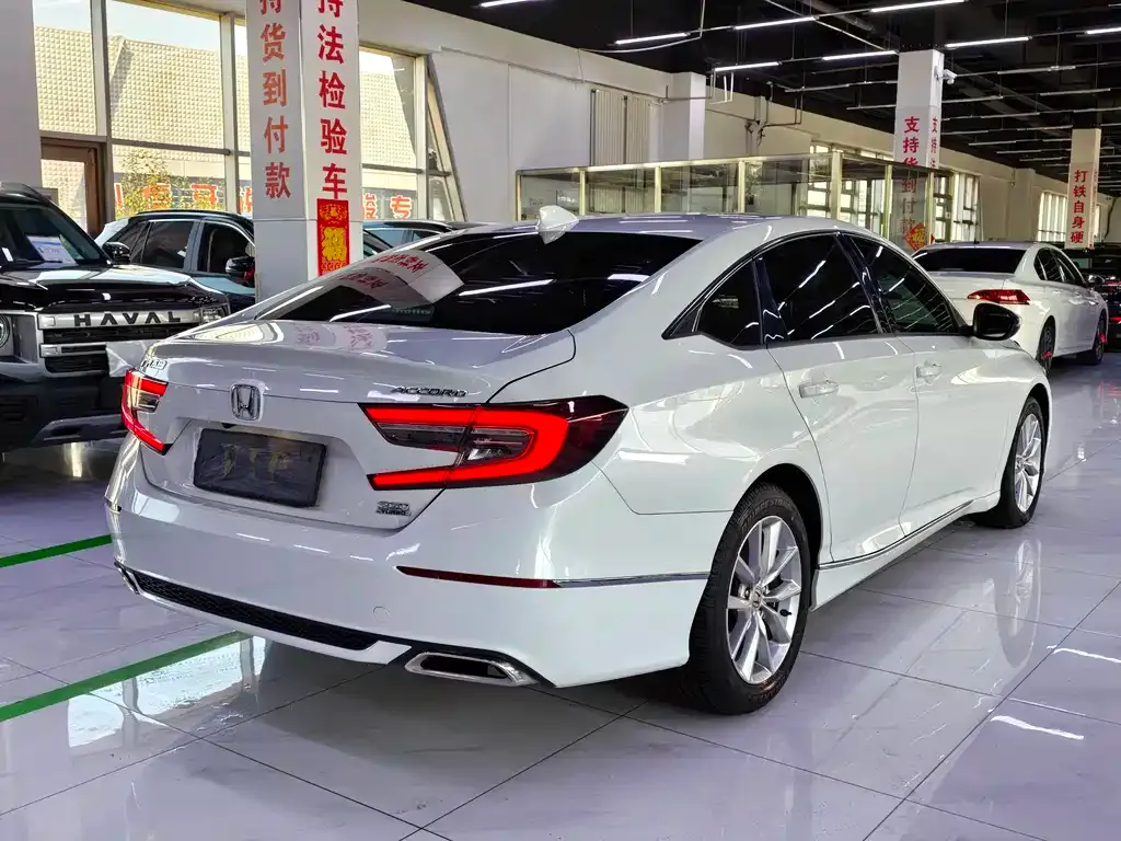 Honda Accord 2022 из CN, фото 4