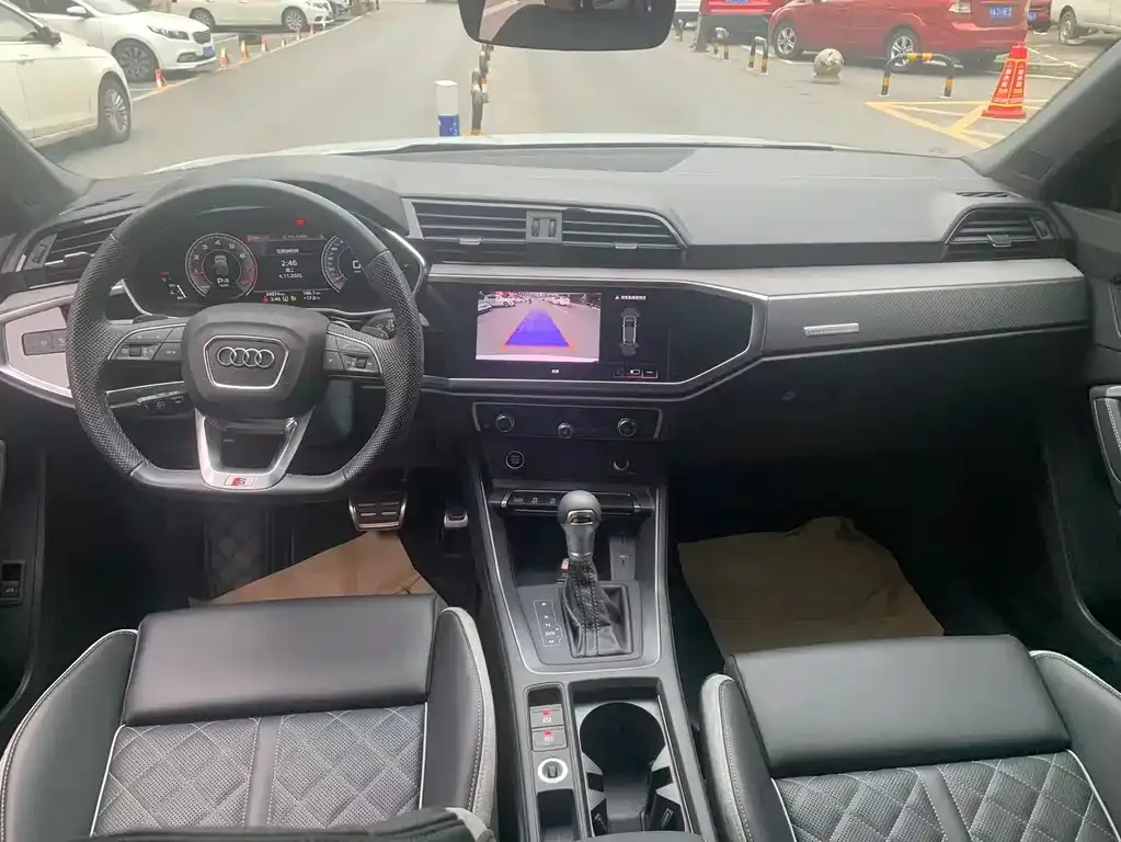 Audi Q3 Sportback 2023 из CN, фото 5
