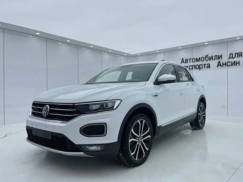 Volkswagen T-Roc — фото 1