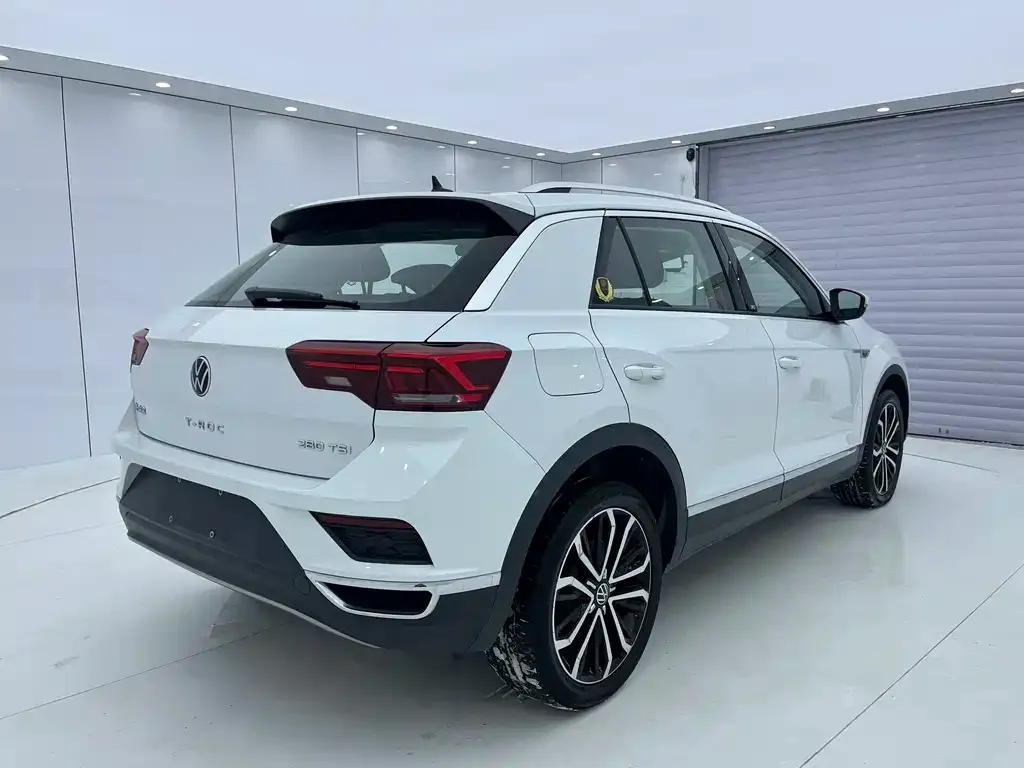 Volkswagen T-Roc — фото 4