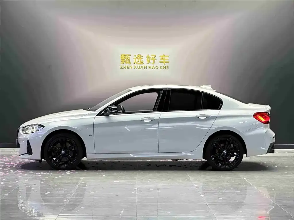 BMW 1 Series 2022 из CN, фото 4