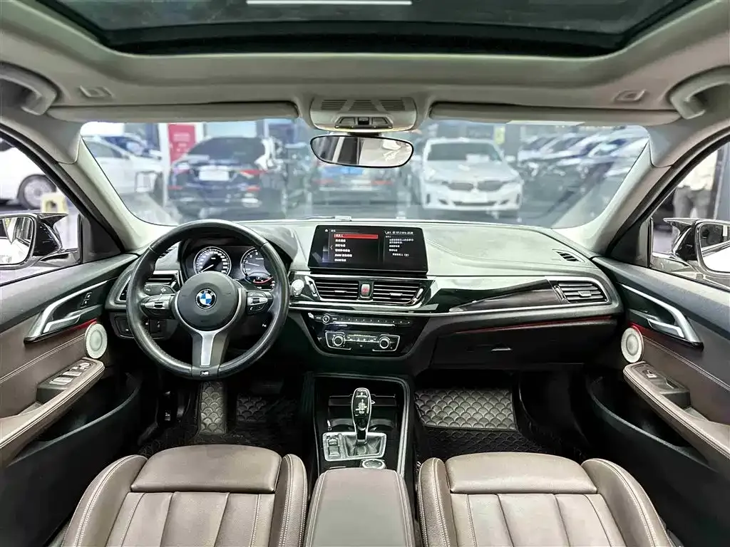 BMW 1 Series 2022 из CN, фото 9