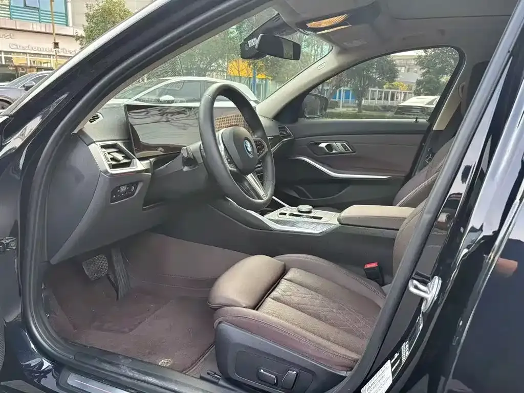 BMW i3 2024 из CN, фото 4