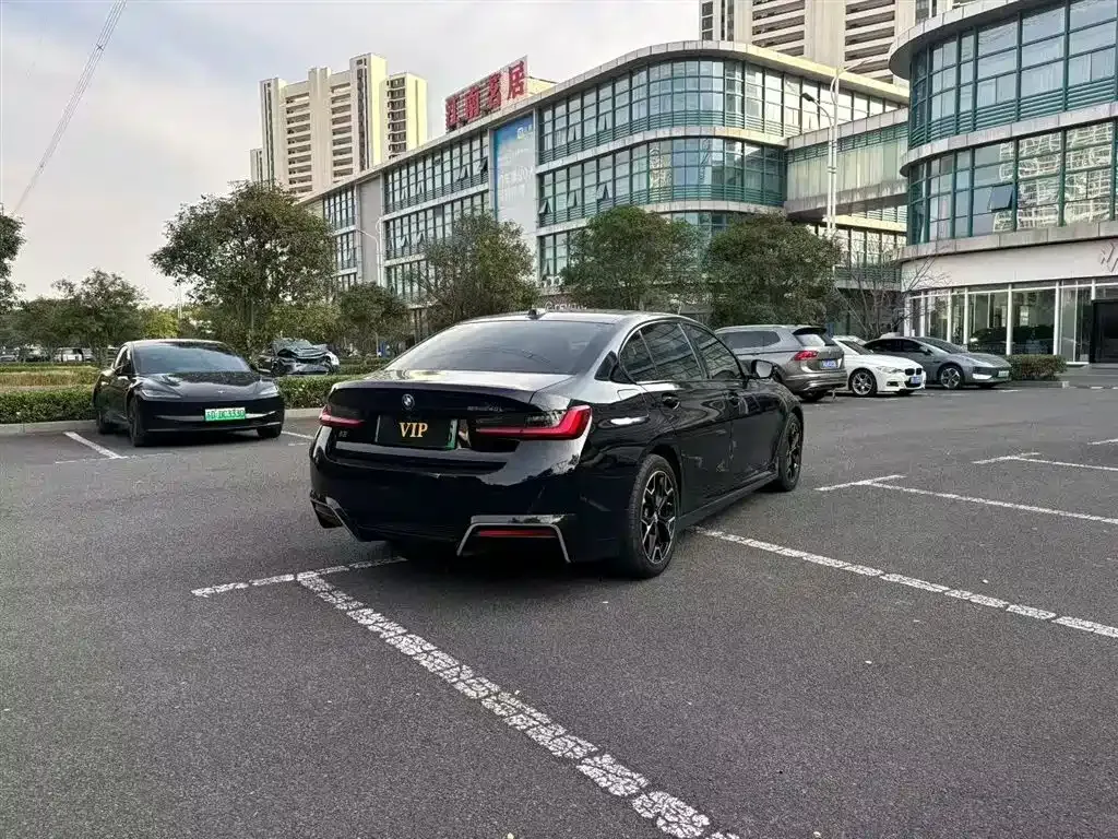BMW i3 2024 из CN, фото 9