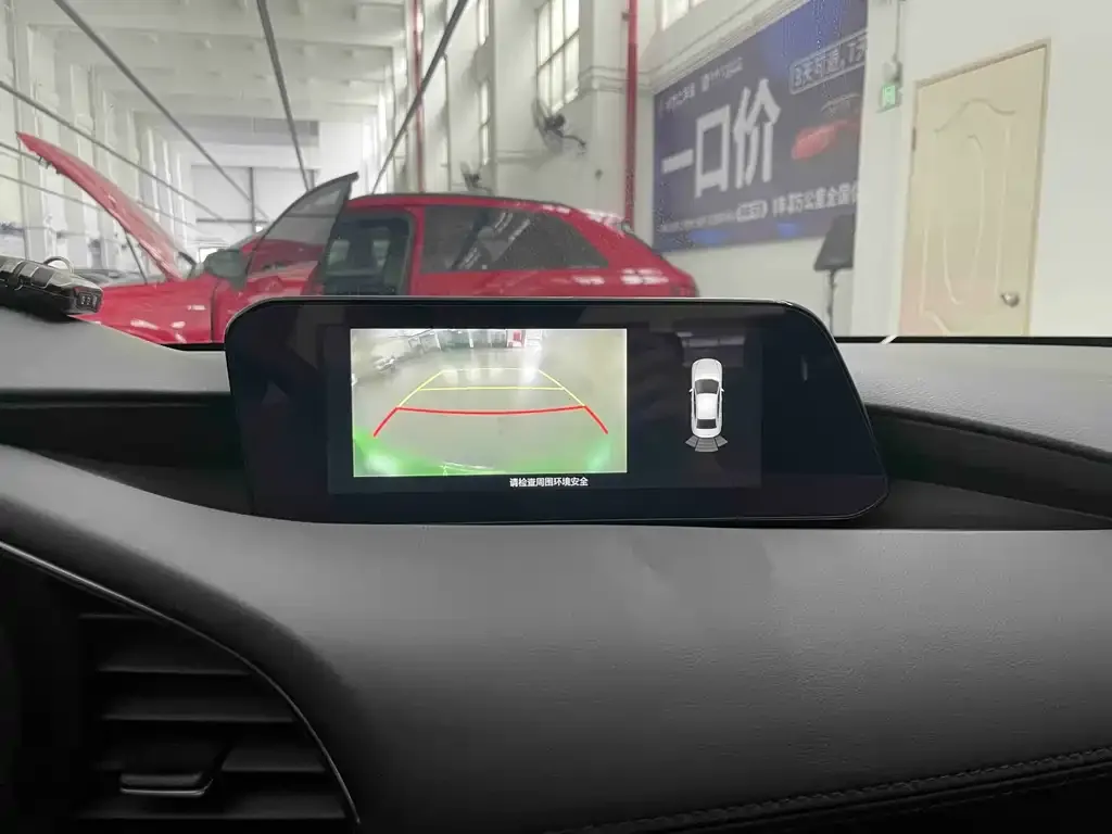 Mazda 3 Axela 2023 из CN, фото 10