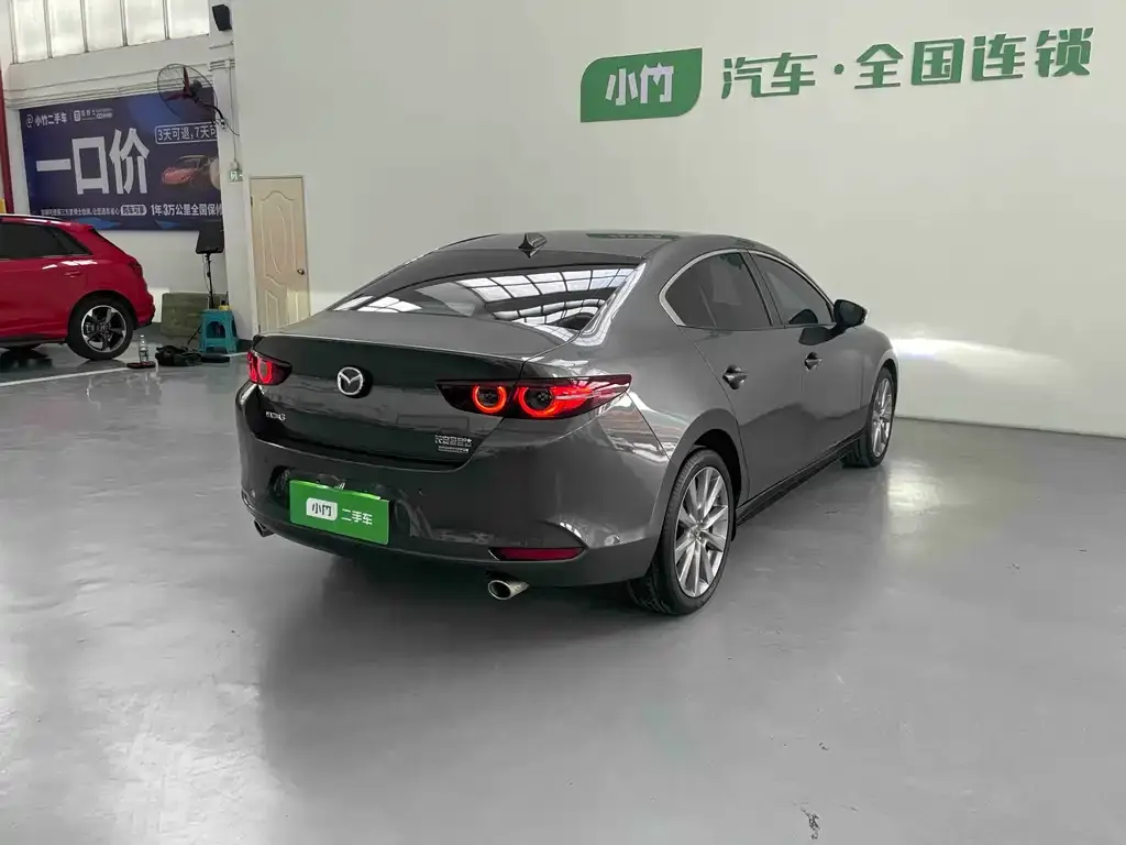 Mazda 3 Axela 2023 из CN, фото 5