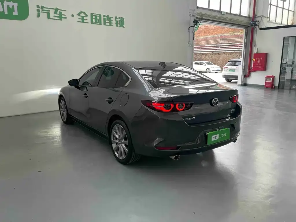 Mazda 3 Axela 2023 из CN, фото 6