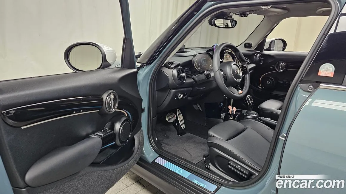 Mini Cooper 2023 из KR, фото 10
