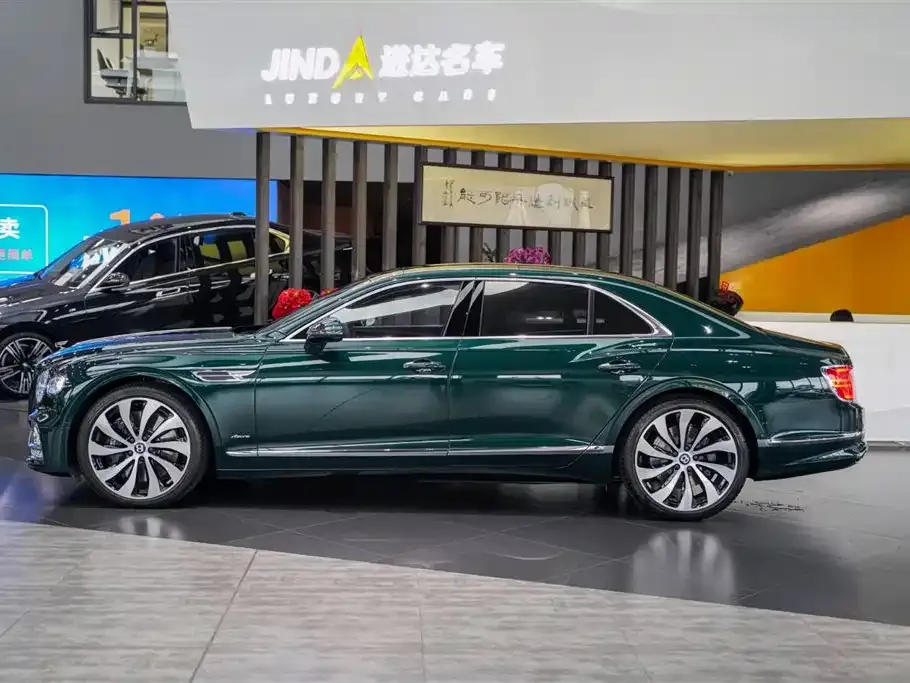 Bentley Flying Spur 2023 из CN, фото 9