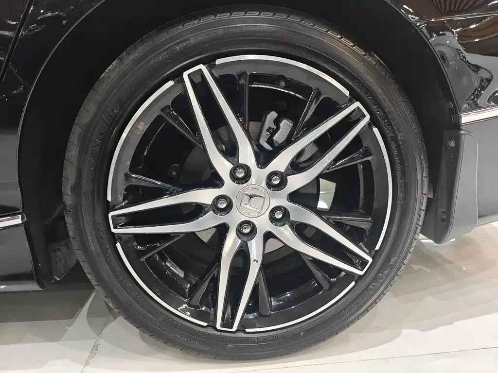 Honda Accord — фото 6