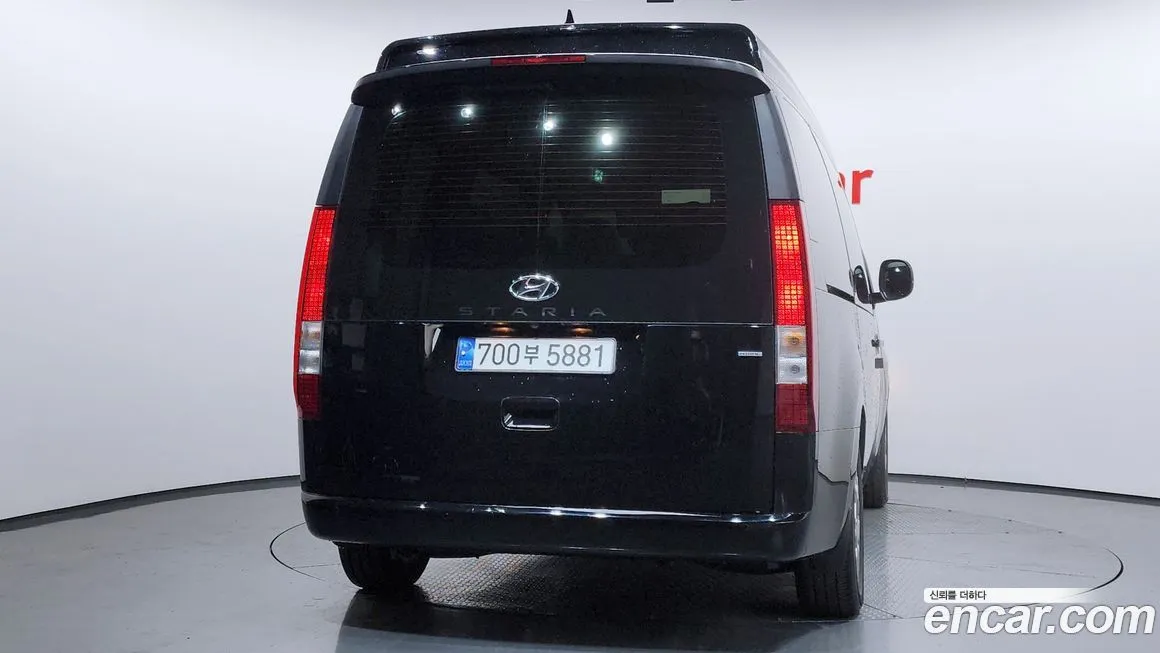 Hyundai Staria 2023 из KR, фото 4